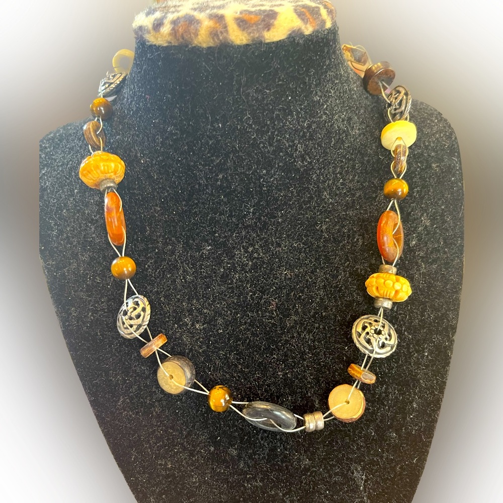 Multi style beaded necklace with accent beads